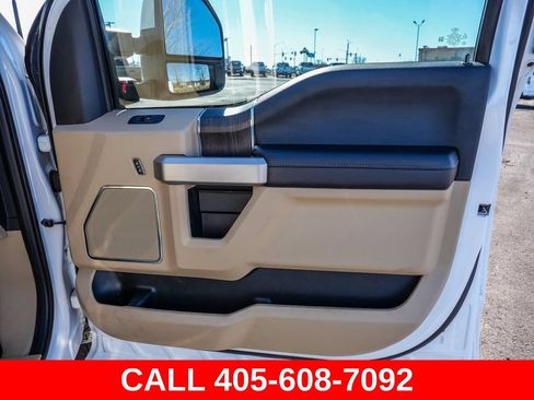 Used 2021 Ford F250 Lariat w/ Lariat Value Package AWD/4WD image 18