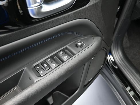 New 2026 Jeep Compass Limited image 13