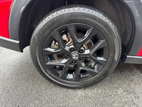 Used 2025 Honda HR-V Sport image 39