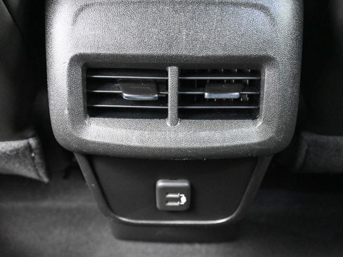 Used 2020 Chevrolet Equinox LT w/ Midnight Edition image 20