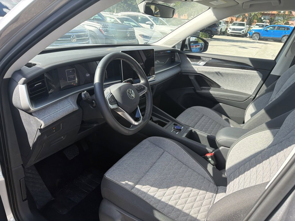Used 2026 Volkswagen Tiguan S FWD image 12