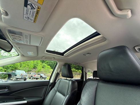 Used 2016 Honda CR-V Touring image 23