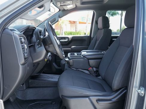 Used 2021 Chevrolet Silverado 1500 Custom image 17