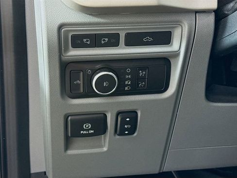 Used 2021 Ford F150 XLT w/ Equipment Group 302A High image 10