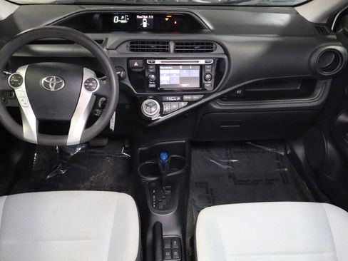 Used 2015 Toyota Prius C One image 15