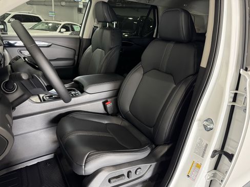 New 2025 Honda Pilot Touring image 35