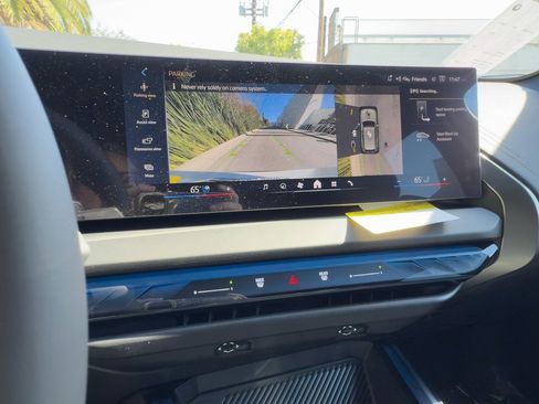 New 2026 BMW X3 xDrive30 w/ Premium Package image 13