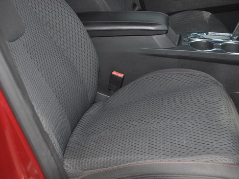 Used 2011 GMC Terrain SLE FWD image 27