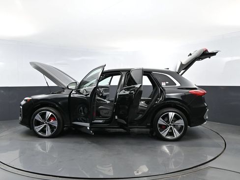 New 2026 Audi SQ5 Premium Plus AWD/4WD image 29