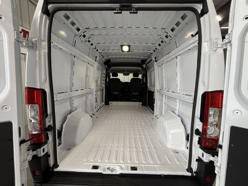 New 2026 RAM ProMaster 2500 image 6
