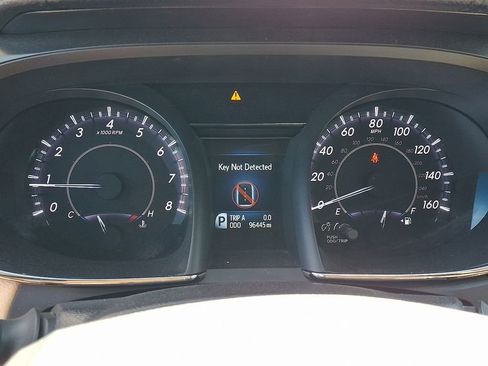 Used 2018 Toyota Avalon Limited w/ All Weather Liner Package FWD image 25