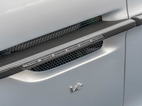 Used 2016 Aston Martin Vanquish Volante RWD image 46