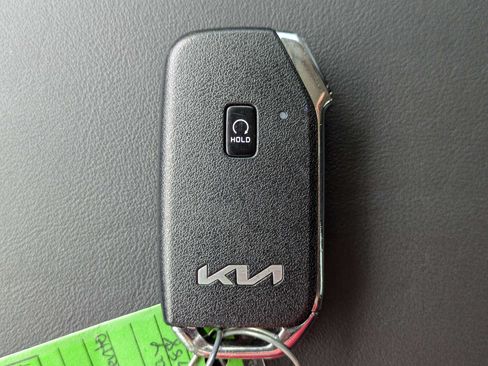 Certified 2022 Kia Sorento SX FWD image 39