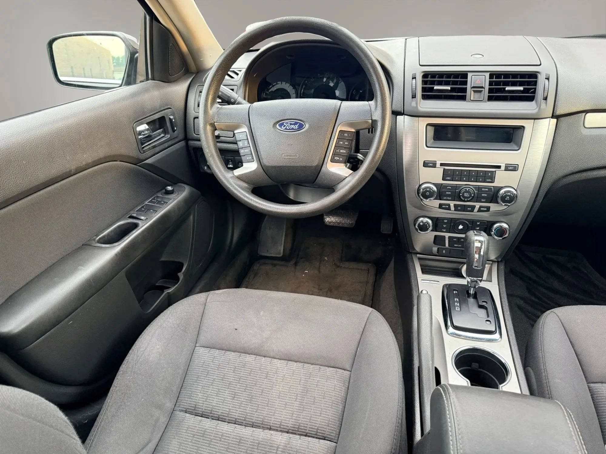 Used 2010 Ford Fusion SE FWD image 8