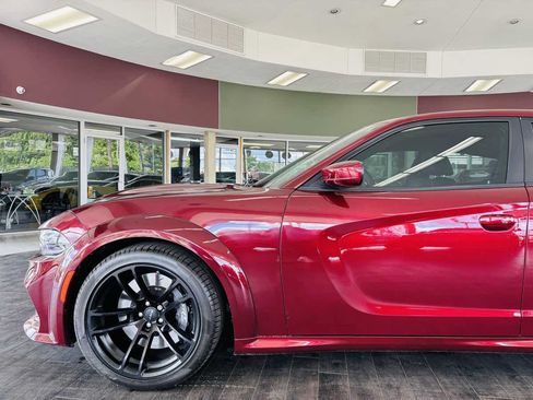 Used 2022 Dodge Charger SRT Hellcat w/ Harman/Kardon Audio Group RWD image 15