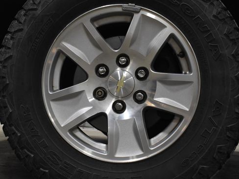 Used 2018 Chevrolet Silverado 1500 LT w/ All Star Edition image 31