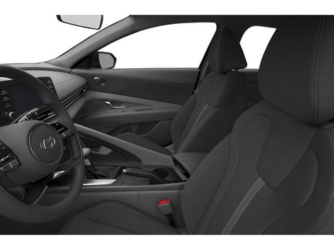 Used 2024 Hyundai Elantra SE FWD image 6