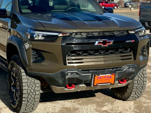 Certified 2025 Chevrolet Colorado ZR2 w/ Technology Package image 9