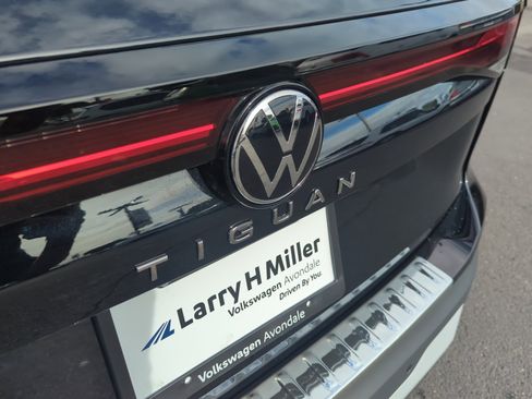 New 2026 Volkswagen Tiguan S image 22