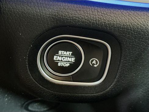 Used 2023 Mercedes-Benz GLE 350 4MATIC w/ Premium Package image 21