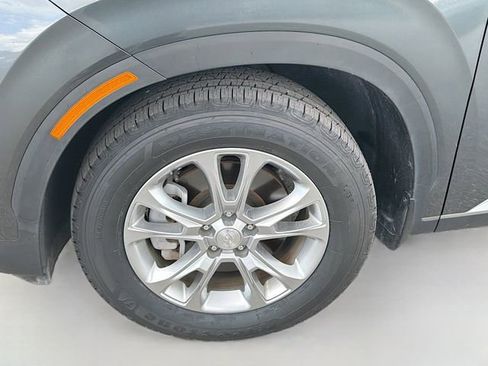 Used 2022 Hyundai Palisade SE FWD image 38