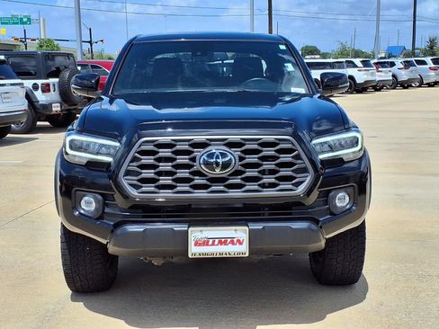 Used 2021 Toyota Tacoma TRD Off-Road w/ Technology Package AWD/4WD image 5