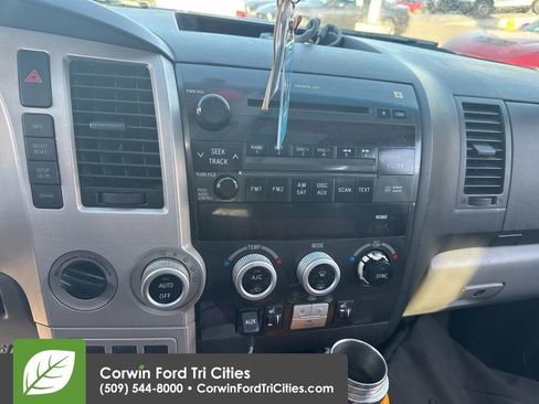 Used 2008 Toyota Sequoia Limited image 9