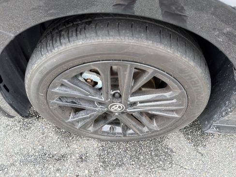 Used 2025 Toyota Camry SE w/ Convenience Package FWD image 13