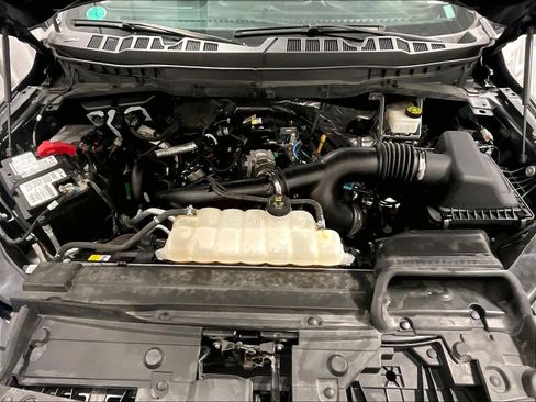 Used 2022 Ford F150 XLT w/ XLT Black Appearance Package image 29