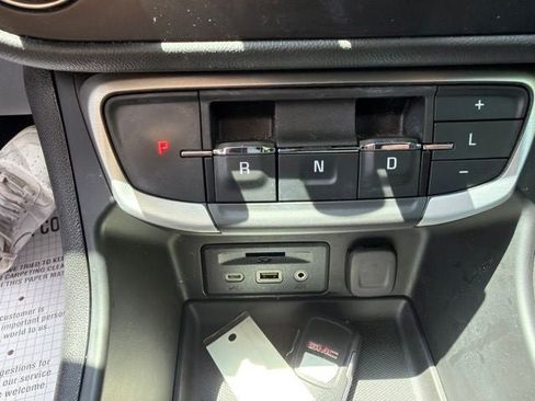 Used 2023 GMC Terrain SLT w/ Elevation Edition FWD image 13