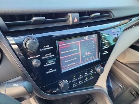 Used 2019 Toyota Camry LE FWD image 27