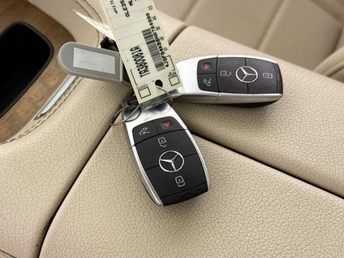 Used 2022 Mercedes-Benz GLE 350 4MATIC image 17