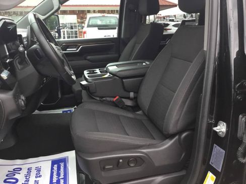 Used 2025 Chevrolet Silverado 2500 LT w/ Trail Boss Package AWD/4WD image 30