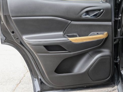 Used 2019 GMC Acadia Denali w/ Technology Package image 15