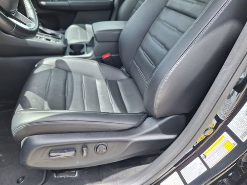 Used 2025 Honda CR-V EX-L image 10