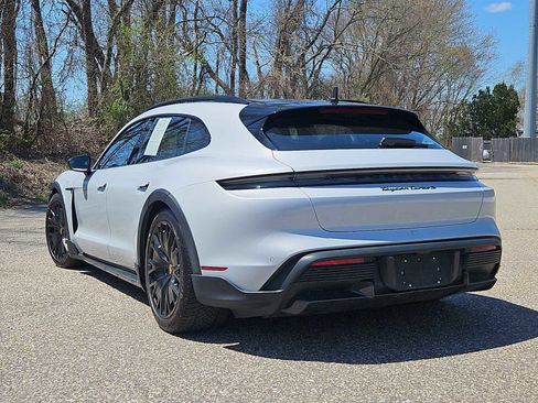 Certified 2022 Porsche Taycan Turbo AWD/4WD image 8