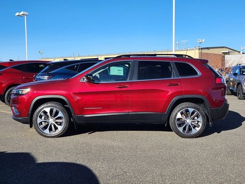 Used 2022 Jeep Cherokee Limited w/ Elite Package image 2