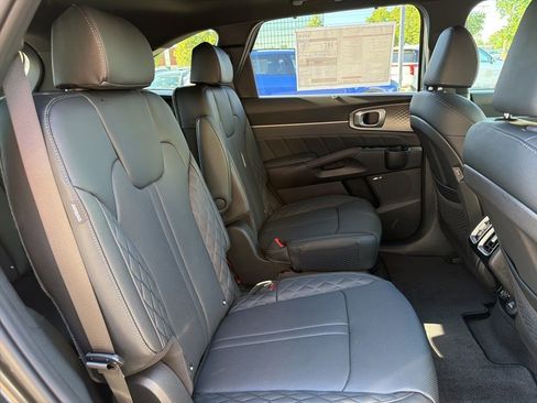 New 2026 Kia Sorento SX Prestige AWD/4WD image 13