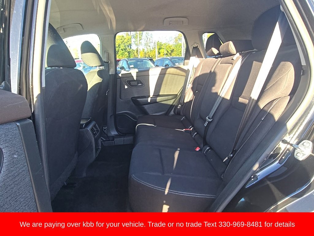 Used 2023 Nissan Rogue S AWD/4WD image 25