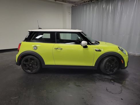 Used 2023 MINI Cooper S FWD image 9