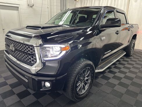 Used 2018 Toyota Tundra SR5 image 4