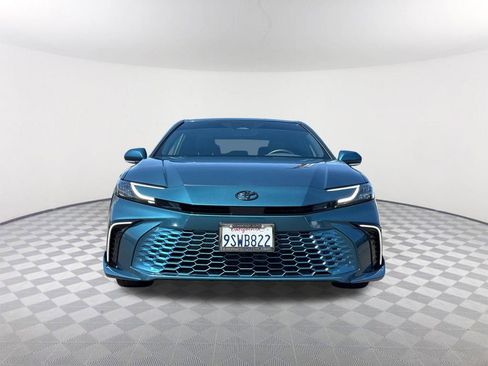 Used 2025 Toyota Camry XSE FWD image 2