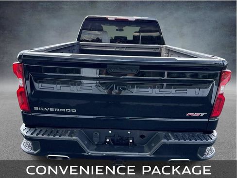 Used 2023 Chevrolet Silverado 1500 RST AWD/4WD image 4