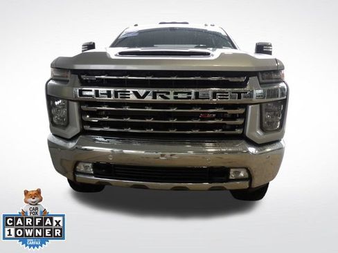 Used 2022 Chevrolet Silverado 2500 LTZ AWD/4WD image 3