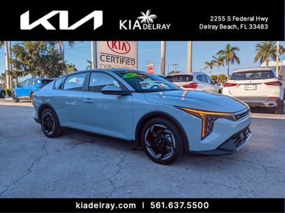 Certified 2025 Kia K4 EX