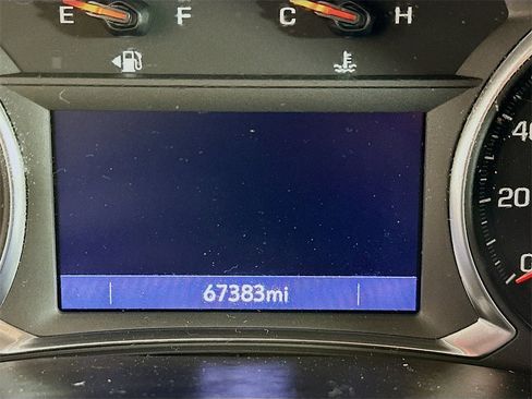 Used 2021 Chevrolet Traverse RS image 12