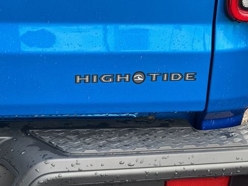 New 2025 Jeep Gladiator High Tide image 7