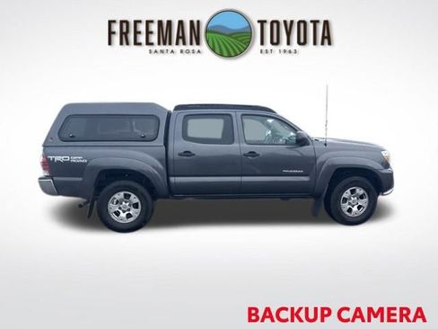 Used 2014 Toyota Tacoma 4x4 Double Cab w/ TRD Off-Road Package image 3