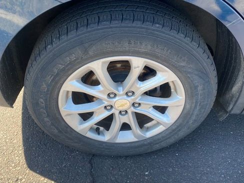 Used 2019 Chevrolet Equinox LT image 14