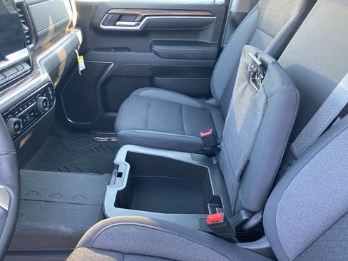 Used 2025 Chevrolet Silverado 1500 LT image 21